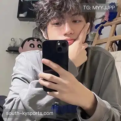 孟霖柯